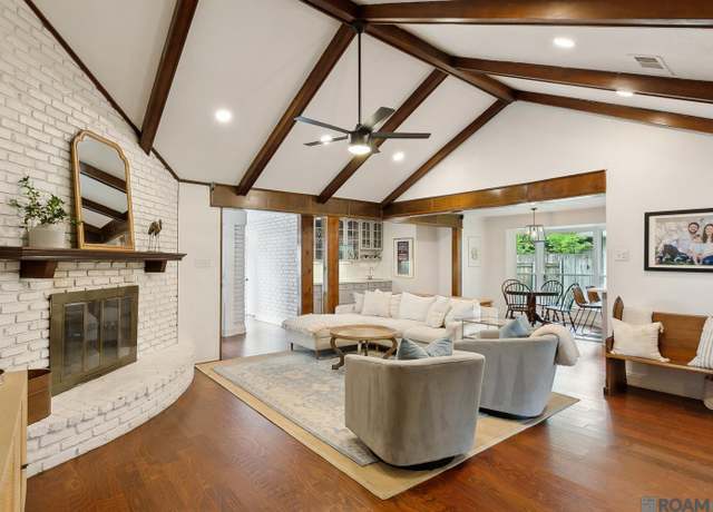 Property at 1343 Crescent Dr, Baton Rouge, LA 70806, 4 beds, 2.5 baths