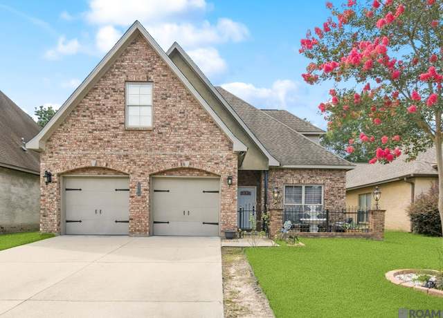 Property at 3306 Grassy Lake Dr, Baton Rouge, LA 70816, 4 beds, 2.5 baths