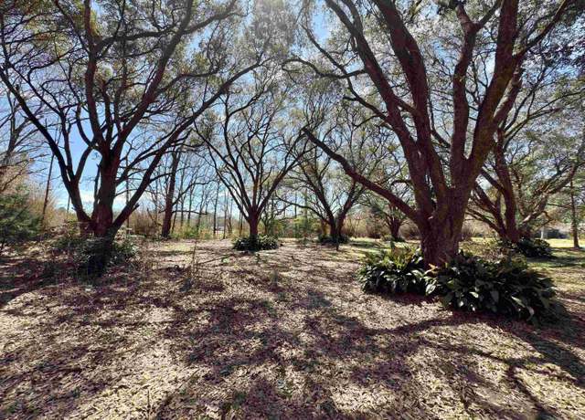 Property at 10116 Carmel Dr, Baton Rouge, LA 70818