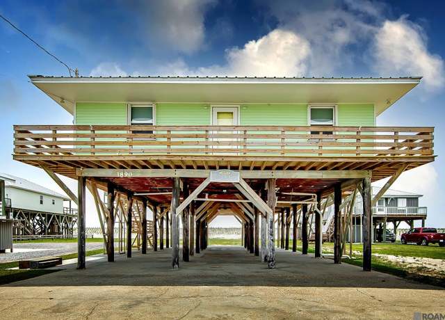 Property at 1890 La Hwy 1, Grand Isle, LA 70358, 4 beds, 4 baths