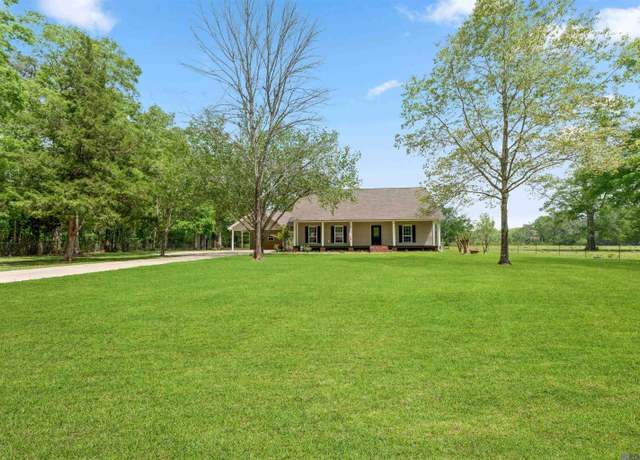 Property at 19530 Aydell Ln, French Settlement, LA 70733, 3 beds, 2 baths
