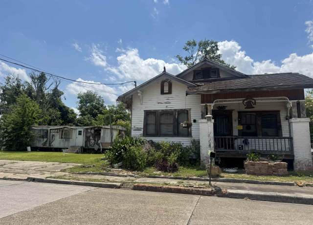 Property at 804 Grinage St, Houma, LA 70364