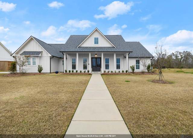 Property at 43541 Collyns Cv, Prairieville, LA 70769, 4 beds, 2.5 baths