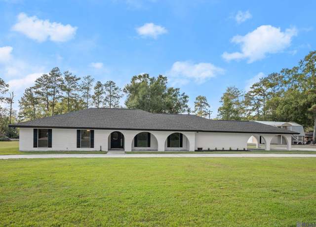 Property at 45327 Shadowood Dr, Hammond, LA 70401, 3 beds, 2.5 baths