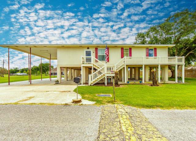Property at 6 Rocky Rd, Houma, LA 70363, 2 beds, 2 baths