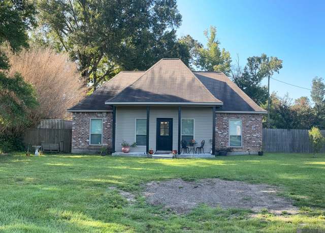Property at 13039 Galloway Garden Rd, Walker, LA 70785, 3 beds, 2 baths
