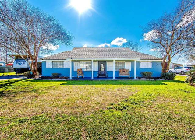 Property at 415 North Cedar St, Lockport, LA 70374, 4 beds, 2 baths