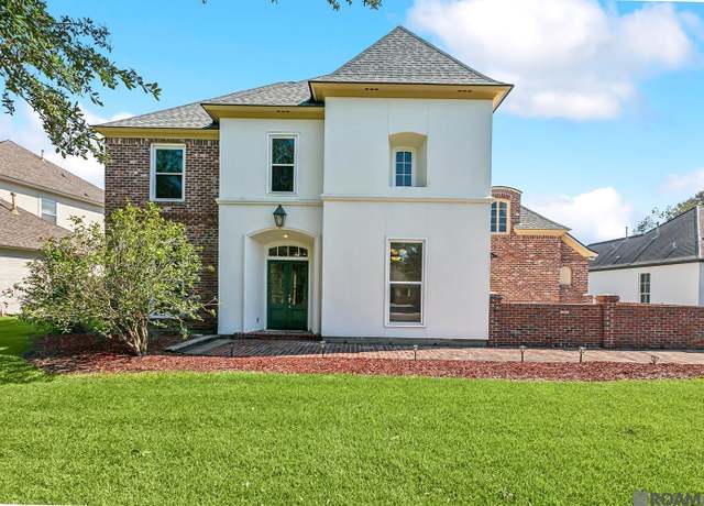 Property at 40126 Pelican Point Pkwy, Gonzales, LA 70737, 5 beds, 3 baths