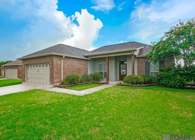 Property at 29561 Tiger Dr, Denham Springs, LA 70726, 3 beds, 2 baths