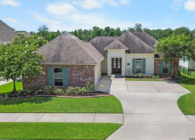 Property at 17036 Bentons Ferry Ave, Greenwell Springs, LA 70739, 4 beds, 2 baths