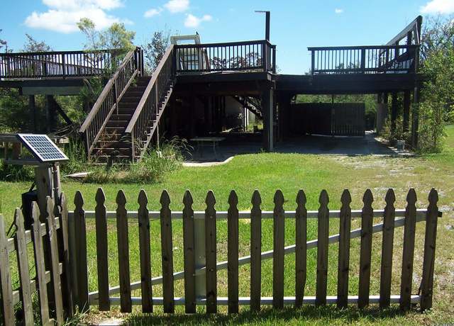 Property at 2113 Bayou Dularge Rd, Theriot, LA 70397