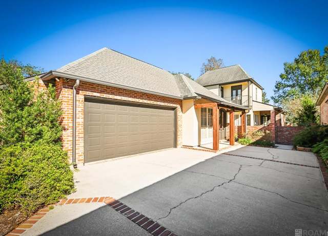 Property at 6296 Tezcuco Ct, Gonzales, LA 70737, 4 beds, 3 baths