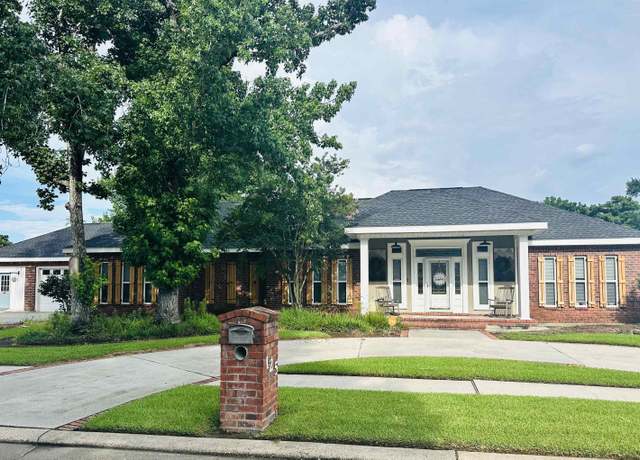 Property at 125 Tutty Loop, Houma, LA 70363, 3 beds, 2.5 baths