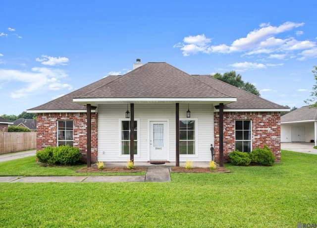 Property at 30441 Michelle St, Walker, LA 70785, 3 beds, 2 baths