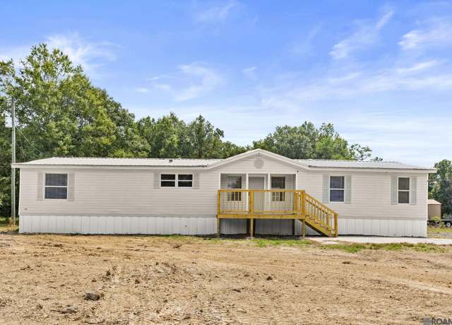 Property at 31938 Linder Rd, Denham Springs, LA 70726, 4 beds, 2 baths