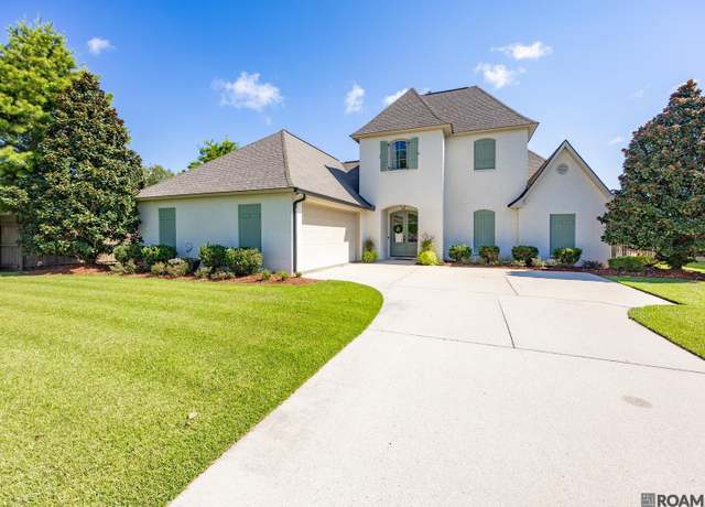 Property at 428 Quiet Oak Blvd, Brusly, LA 70719, 4 beds, 3 baths