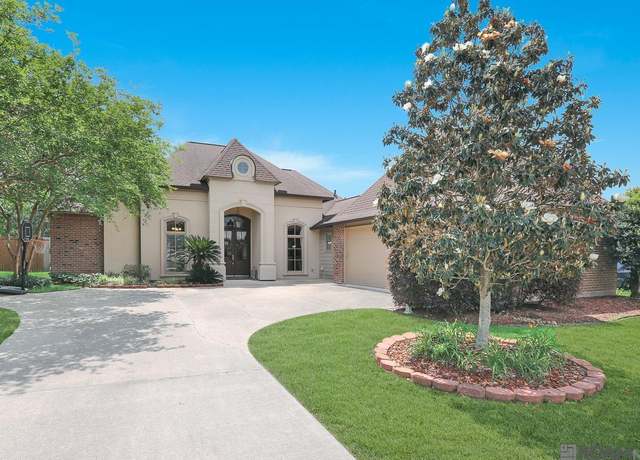Property at 8659 Highcrest Dr, Baton Rouge, LA 70809, 4 beds, 3 baths