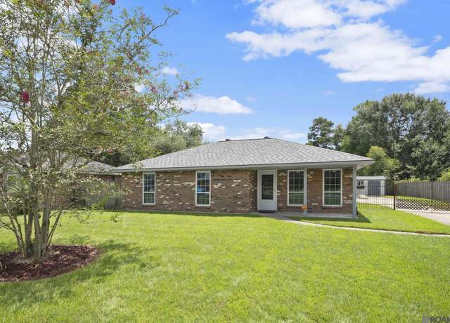 Property at 9168 Shadow Bluff Ave, Denham Springs, LA 70726, 3 beds, 2 baths