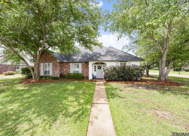 Property at 14630 Laurel Oak Ct, Baton Rouge, LA 70810, 4 beds, 2.5 baths