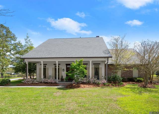 Property at 1025 Lawrence Pkwy, St Gabriel, LA 70776, 5 beds, 4 baths