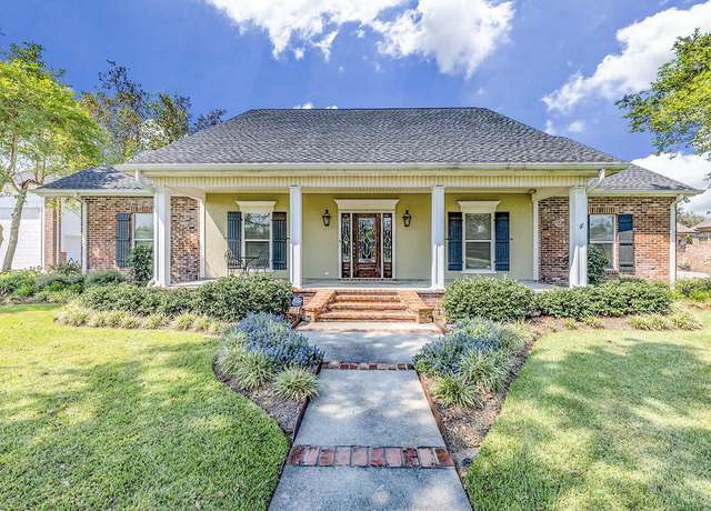 Property at 178 Vi Dr, Houma, LA 70360, 4 beds, 3 baths