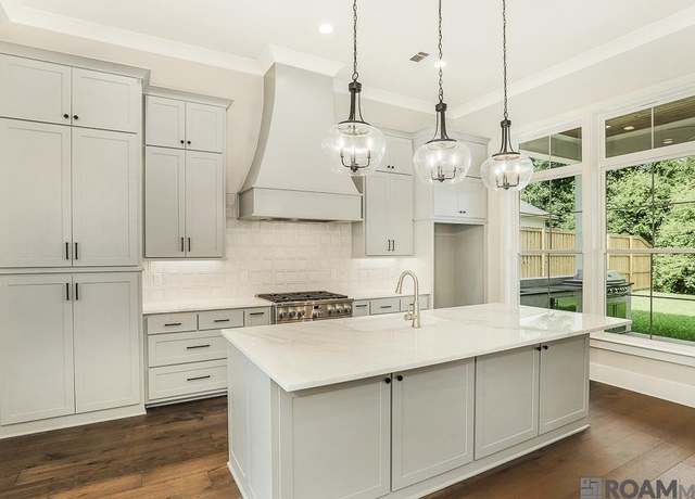 Property at 2907 Saint Luke Ave, Gonzales, LA 70737, 3 beds, 2.5 baths