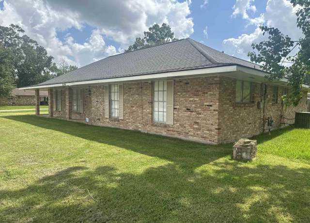 Property at 3290 Monterrey Blvd, Baton Rouge, LA 70814, 3 beds, 2 baths