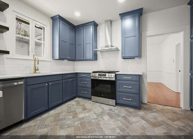 Property at 2060 Tulip Dr, Baton Rouge, LA 70806, 3 beds, 2 baths