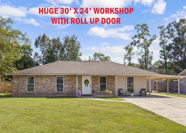 Property at 42055 Shadow Creek Ave, Gonzales, LA 70737, 3 beds, 2 baths