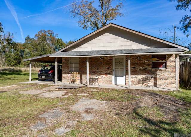 Property at 931 Martin Luther King Jr Dr, Denham Springs, LA 70726, 1 bed, 1 bath