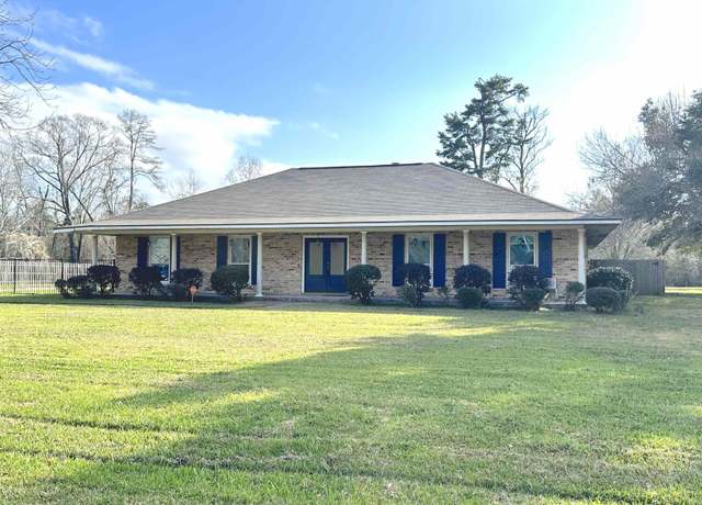Property at 8080 Belle Helene Dr, Denham Springs, LA 70726, 4 beds, 2.5 baths