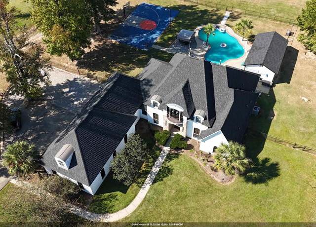 Property at 26343 E Highland Meadows Dr, Zachary, LA 70791, 4 beds, 3.5 baths