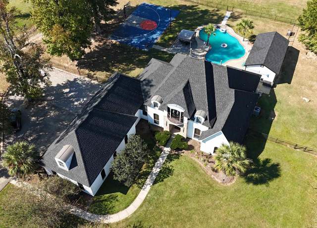 Property at 26343 E Highland Meadows Dr, Zachary, LA 70791, 4 beds, 3.5 baths