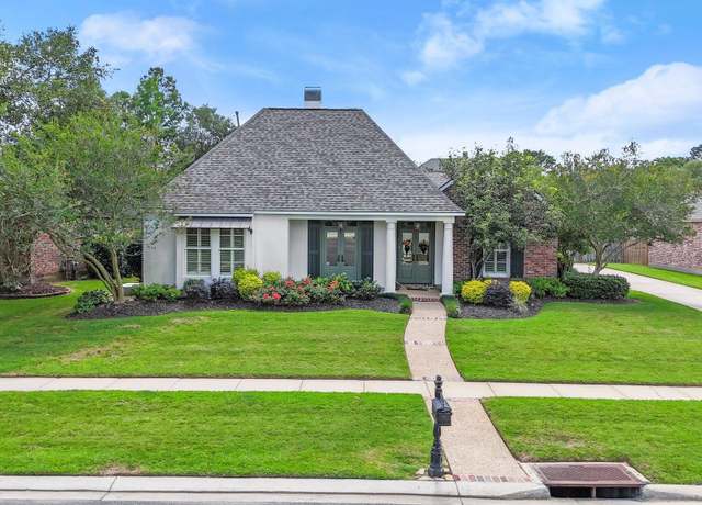 Property at 19344 S Trent Jones Dr, Saint George, LA 70810, 4 beds, 2.5 baths