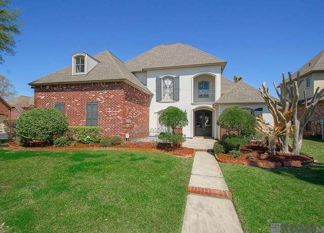 Property at 37286 Christina Ave, Prairieville, LA 70769, 5 beds, 3.5 baths