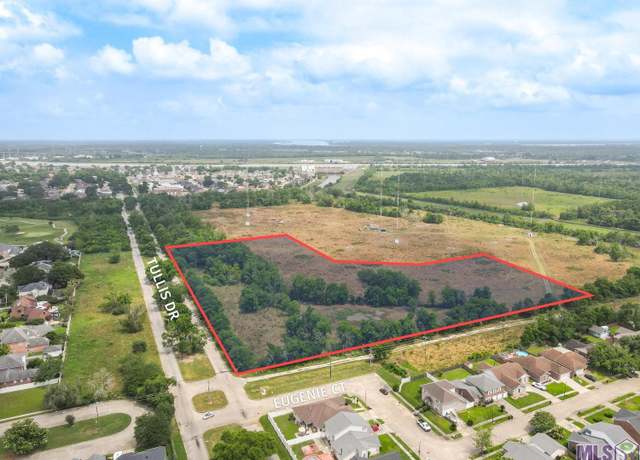 Property at 4611 Tullis Dr, New Orleans, FL 32566