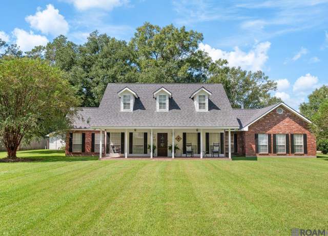 Property at 20606 Vermont St, Livingston, LA 70754, 3 beds, 2.5 baths