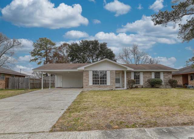 Property at 6143 W Perimeter Dr, Baton Rouge, LA 70811, 3 beds, 2 baths
