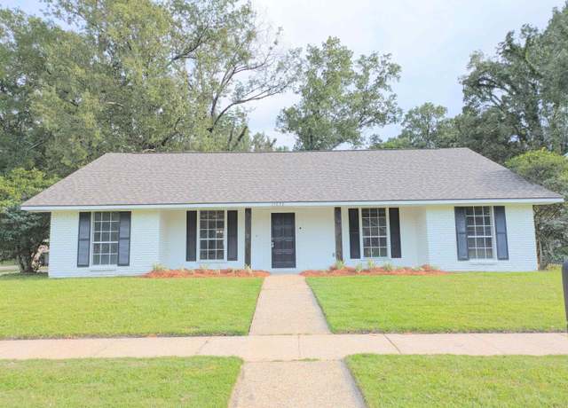 Property at 15838 Firewood Dr, Baton Rouge, LA 70816, 4 beds, 2 baths