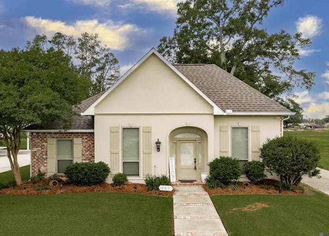 Property at 107 River Run Ct, New Roads, LA 70760, 3 beds, 2 baths