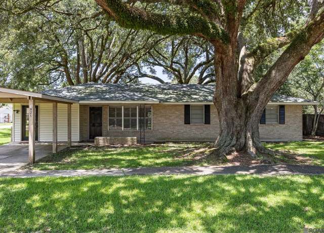 Property at 1825 Mullen Dr, Baton Rouge, LA 70810, 3 beds, 1.5 baths