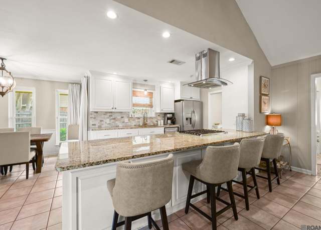 Property at 7726 Lew Hoad Ave, Baton Rouge, LA 70810, 4 beds, 2.5 baths