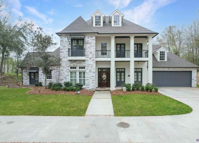 Property at 22127 Waterfront East Dr, Maurepas, LA 70449, 5 beds, 4.5 baths