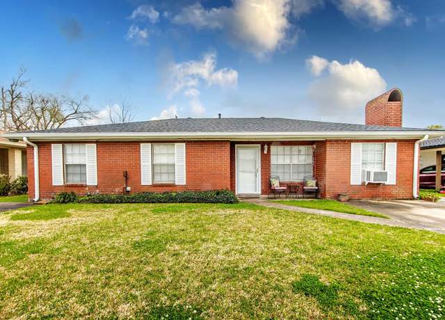 Property at 222 Hampton St, Houma, LA 70364, 3 beds, 2 baths