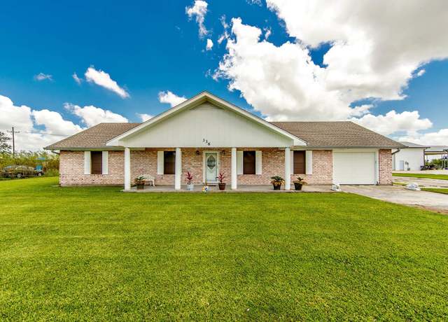 Property at 336 E Woodlawn Ranch Rd, Houma, LA 70363, 4 beds, 2 baths