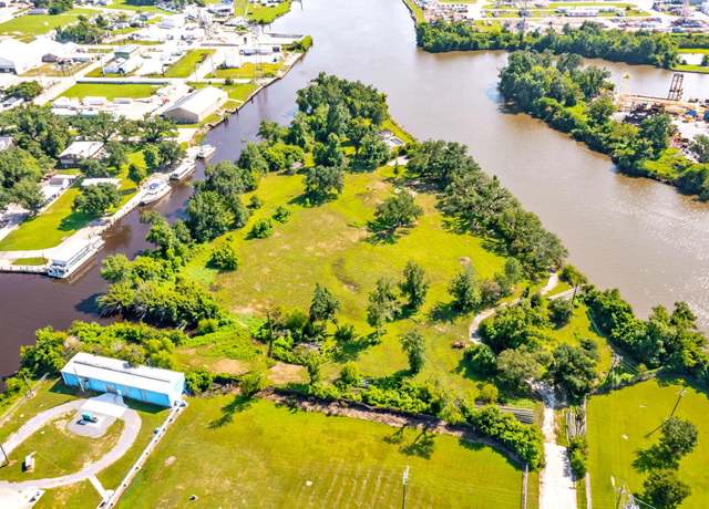 Property at 143 Munson Dr, Houma, LA 70360