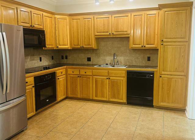 Property at 373 River Mill Dr, Brusly, LA 70719, 2 beds, 2 baths