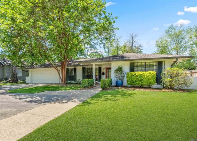 Property at 880 Lobdell Ave, Baton Rouge, LA 70806, 2 beds, 2.5 baths