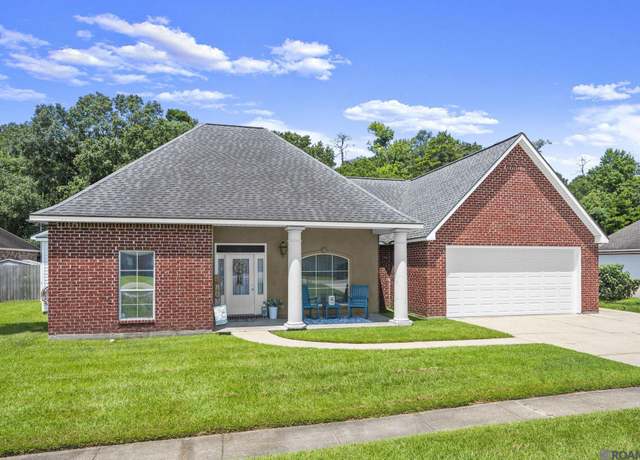 Property at 32937 Briar Oak Dr, Walker, LA 70785, 3 beds, 3 baths