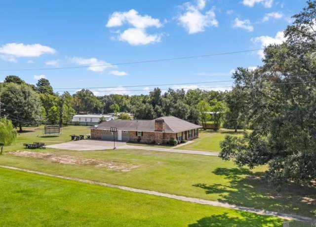 Property at 45198 Fontenot Rd, St Amant, LA 70774, 4 beds, 2 baths
